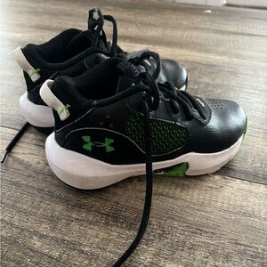 Toddler boys under armour sneakers 11